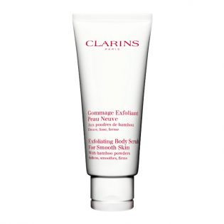 Scrub corpo esfoliante delicato per una pelle liscia