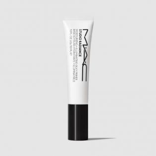 Studio Radiance Primer setoso idratante + illuminante