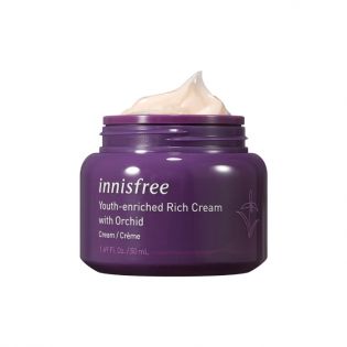 Crema ricca arricchita di giovinezza