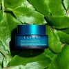 Crema idratante notturna Hydra-Essentiel con doppio acido ialuronico