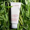 Scrub corpo esfoliante delicato per una pelle liscia