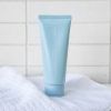 Schiuma detergente ialuronica blu Water Bank
